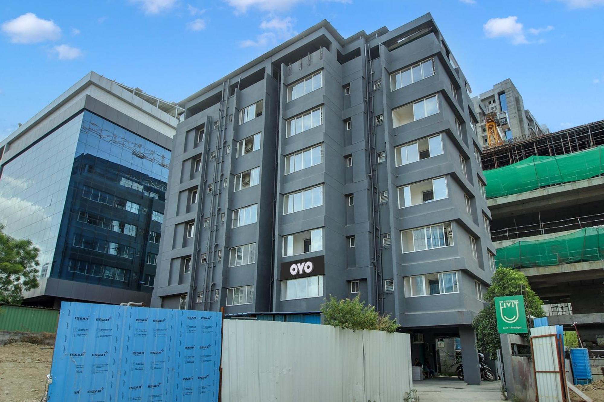 Super Oyo Townhouse 1237 Balewadi Hotell Méribel Village Exteriör bild